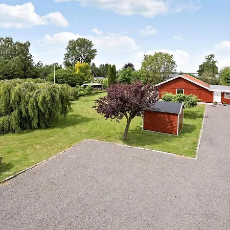 Holiday home Summer House In A Fun Area